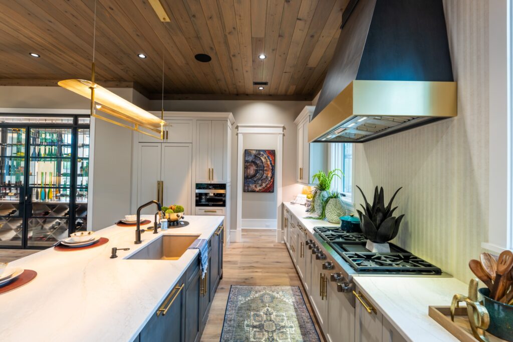 5 Custom Storage Solutions for Your High-End Kitchen Cabinetry Greenville Asheville Charleston